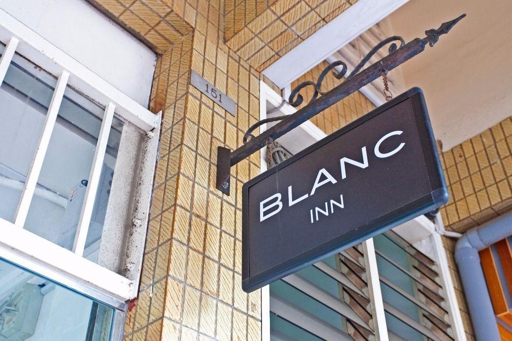 Asrama Blanc Singapore